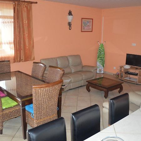 Les 4K Apartment Faaa ภายนอก รูปภาพ